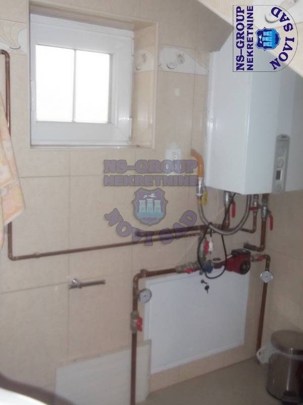 kuca na prodaju Veternik 458m2 373110