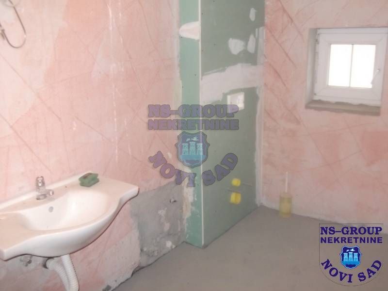 kuca na prodaju Veternik 458m2 373110