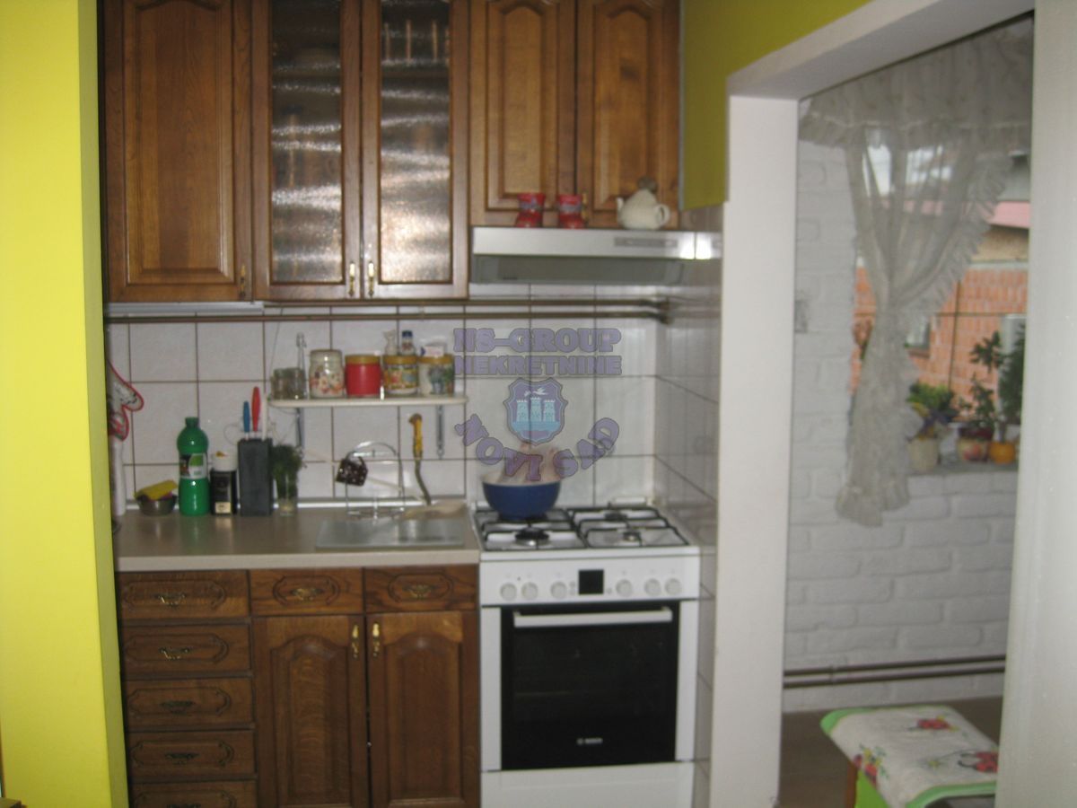 kuca na prodaju Veternik 320m2 368674