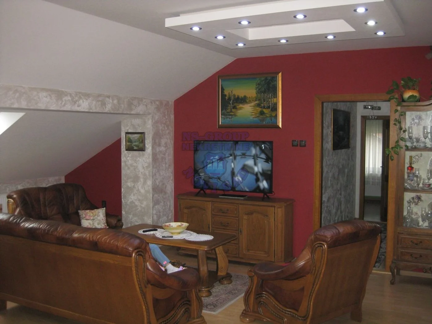 kuca na prodaju Veternik 320m2 368674