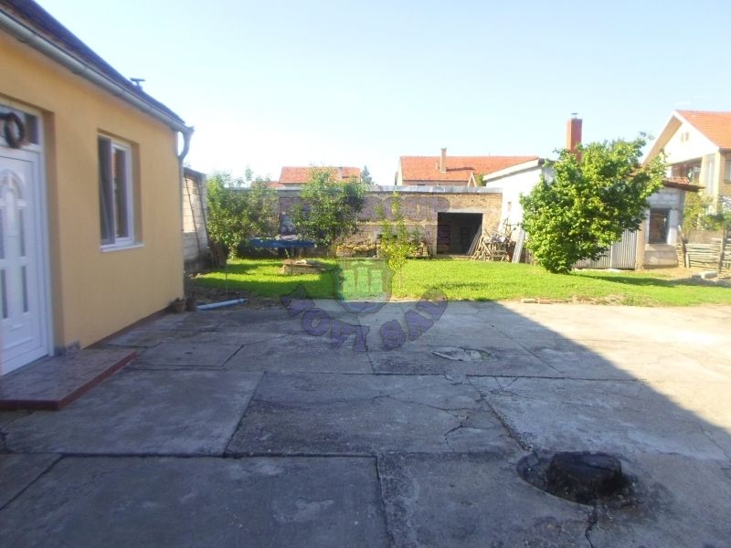 kuca na prodaju Futog, 346m2 212553