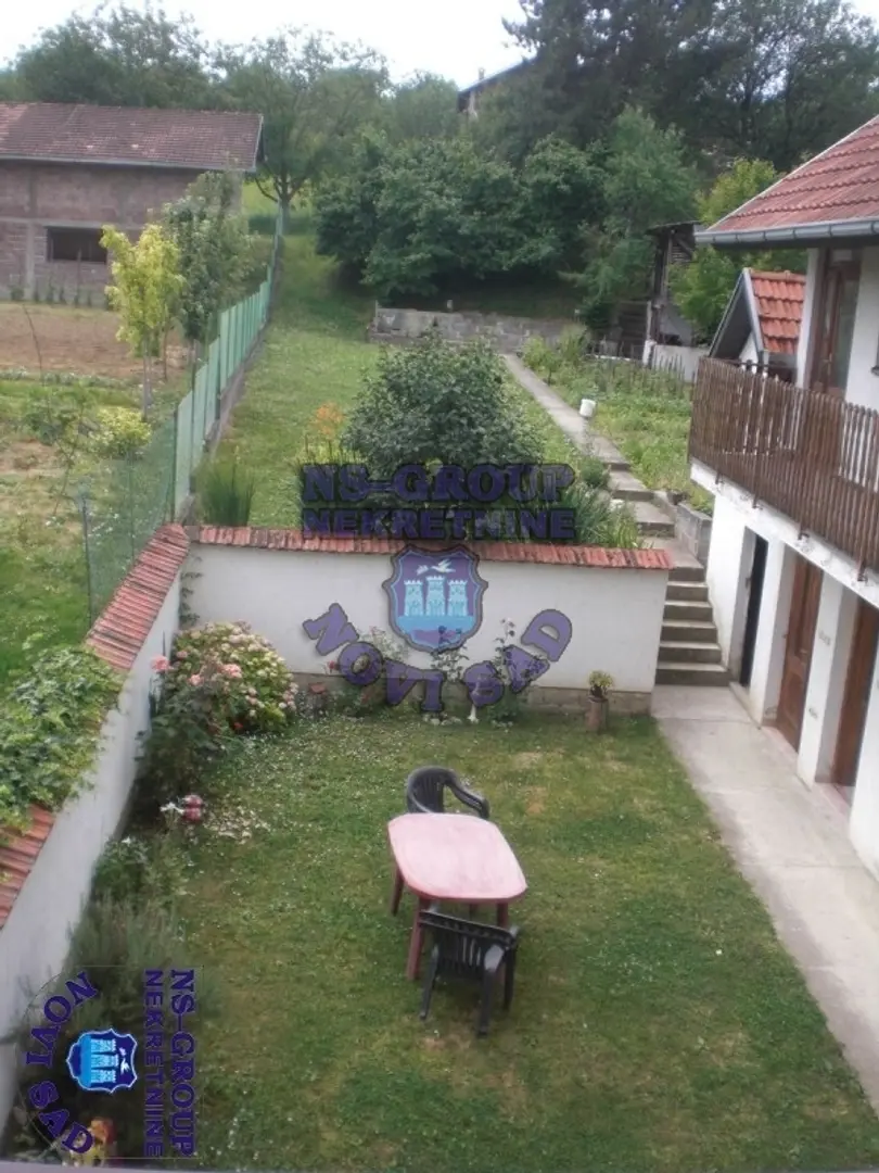 kuca na prodaju Sremski Karlovci 200m2 389584