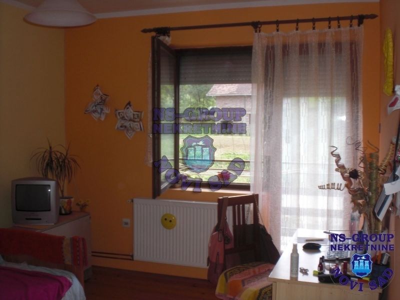 kuca na prodaju Sremski Karlovci 200m2 389584