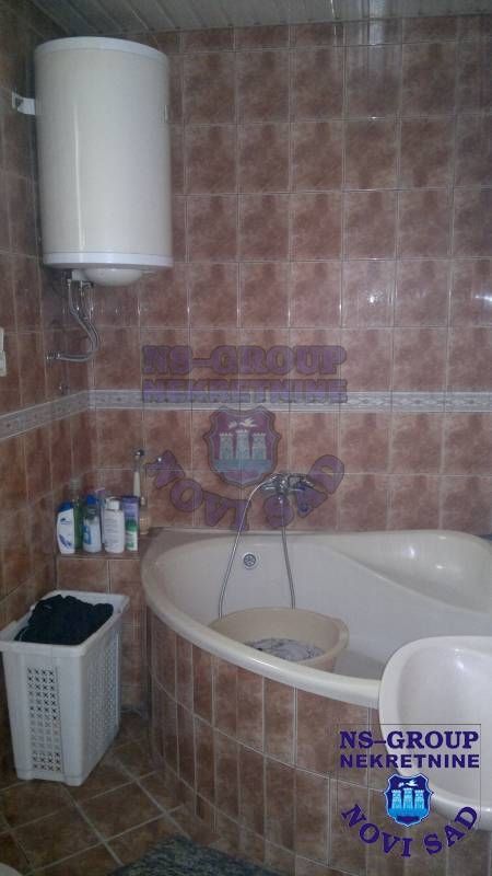 kuca na prodaju Petrovaradin 157m2 383688