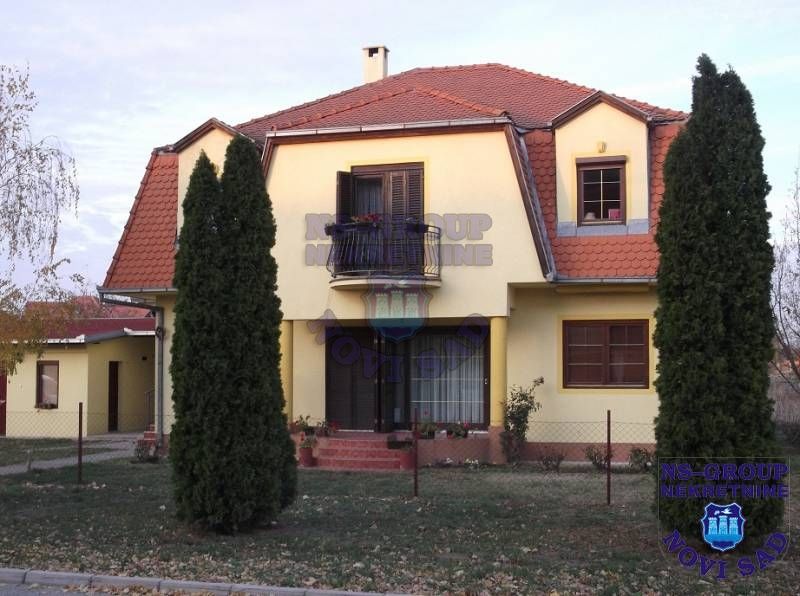 kuca na prodaju Veternik 180m2 372219