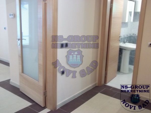 kuca na prodaju Novi Sad 250m2 360222