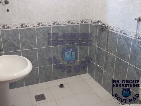 kuca na prodaju Novi Sad 250m2 360222