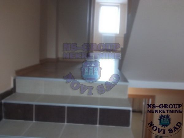 kuca na prodaju Novi Sad 250m2 360222
