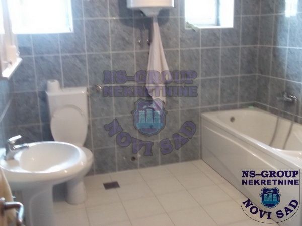 kuca na prodaju Novi Sad 250m2 360222