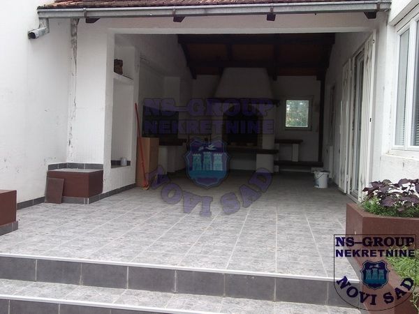 kuca na prodaju Novi Sad 250m2 360222