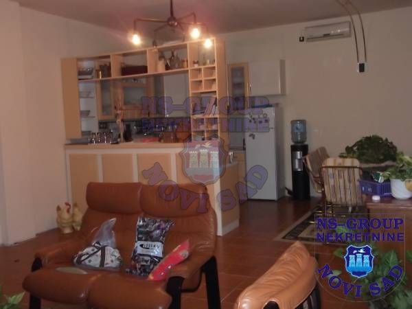 kuca na prodaju Veternik 230m2 366541