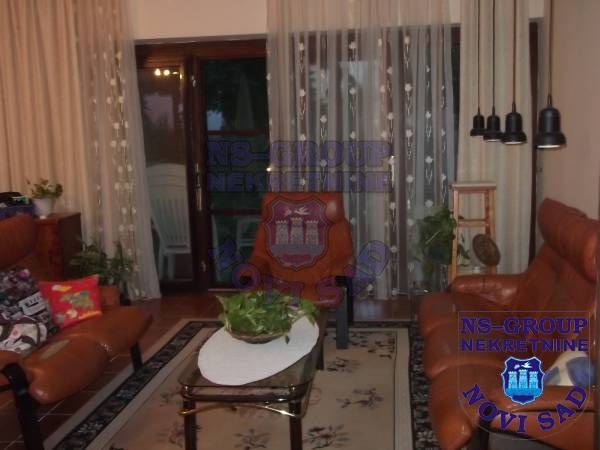 kuca na prodaju Veternik 230m2 366541