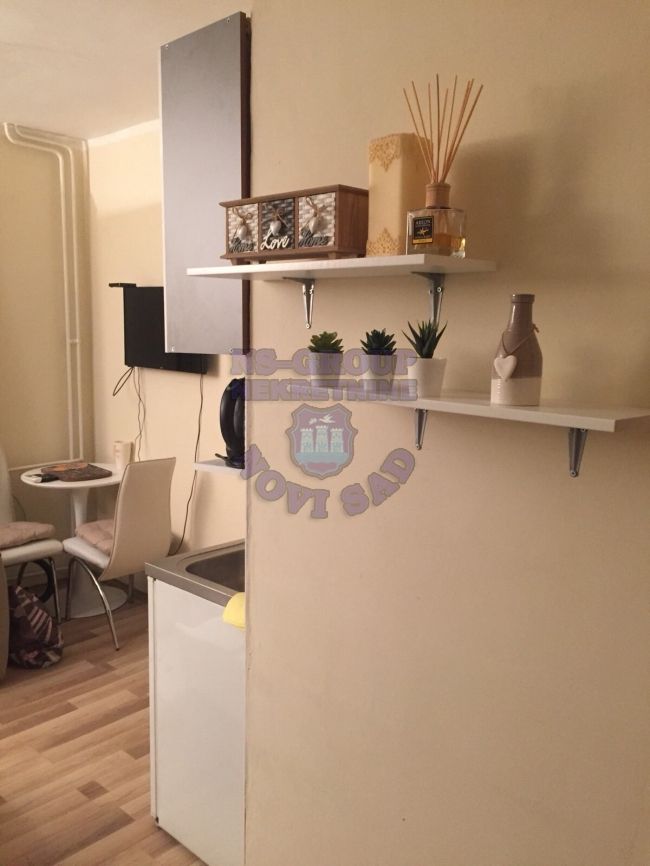 lokal na prodaju Novi Sad 150m2 317111