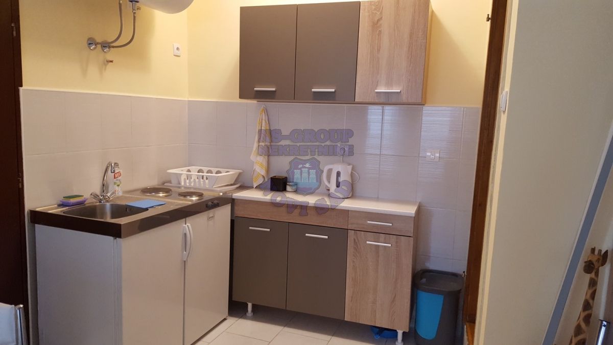 lokal na prodaju Novi Sad 150m2 317111
