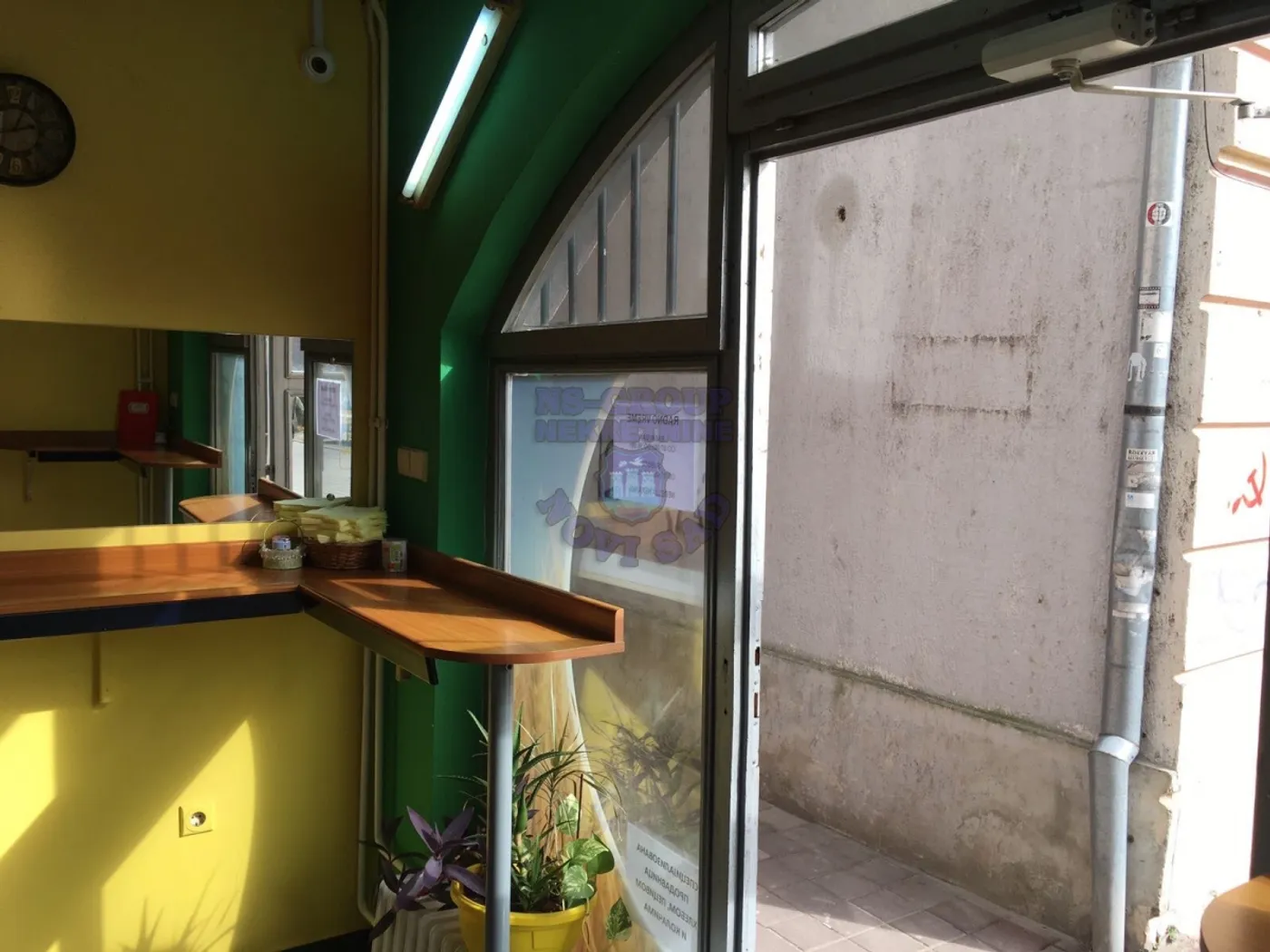 lokal na prodaju Novi Sad 150m2 317111