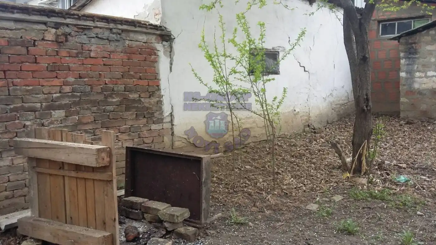 kuca na prodaju Petrovaradin 40m2 336492