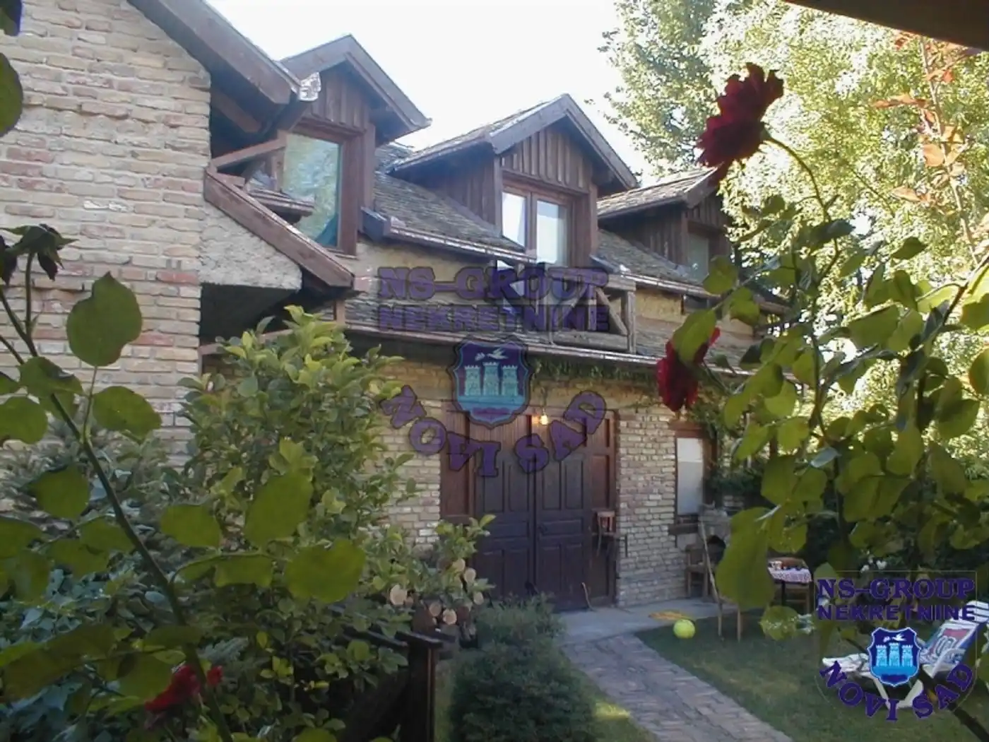 kuca na prodaju Novi Sad 276m2 385459