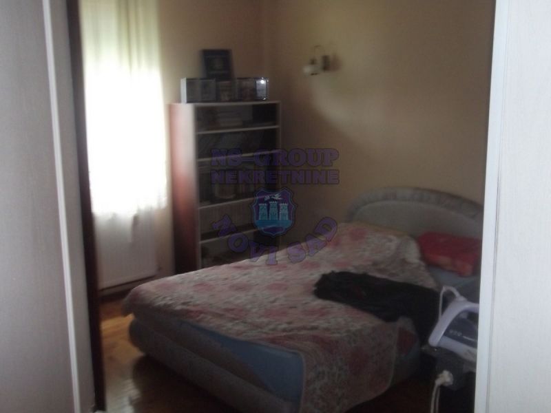 kuca na prodaju Sremska Kamenica 250m2 399126