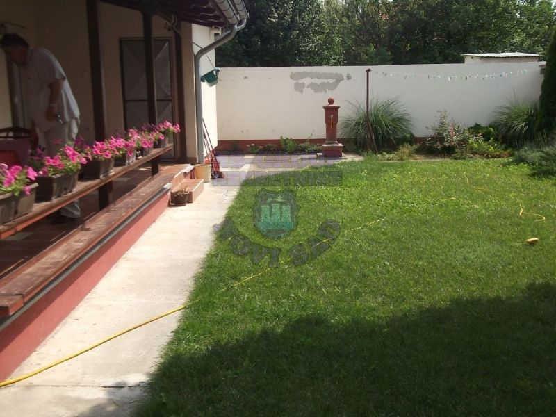 kuca na prodaju Sremska Kamenica 250m2 399126