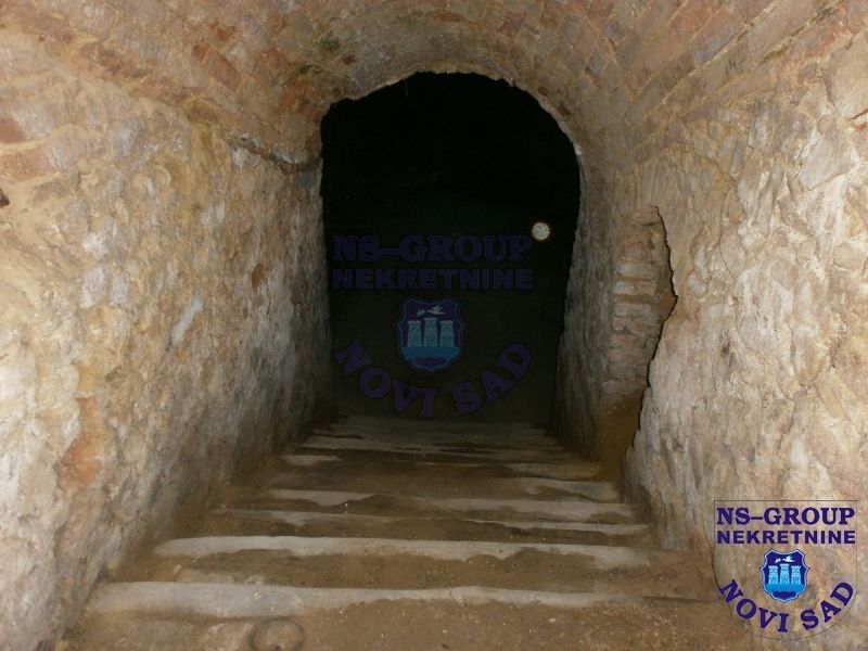 lokal na prodaju Sremski Karlovci, 105m2 407296