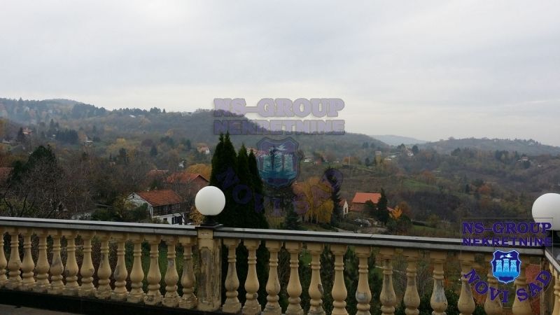kuca na prodaju Sremska Kamenica 257m2 472509