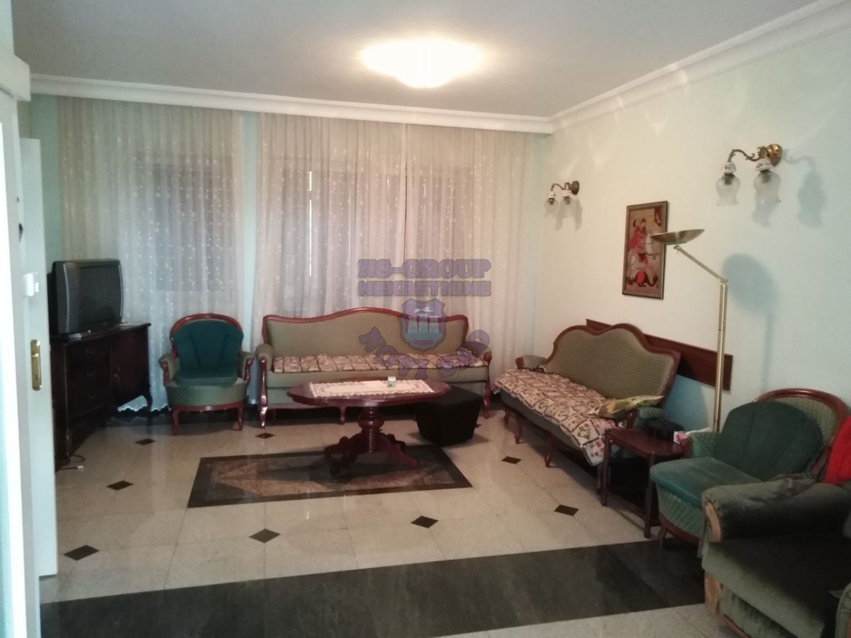 kuca na prodaju Sremska Kamenica 257m2 472509