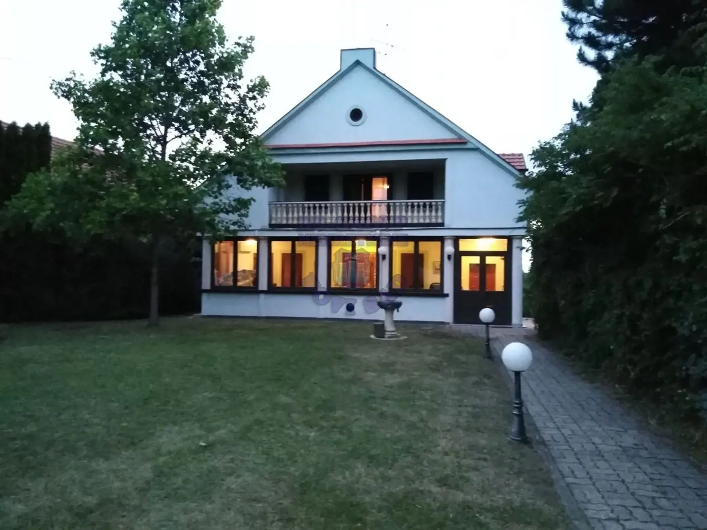 kuca na prodaju Sremska Kamenica, 257m2 472509