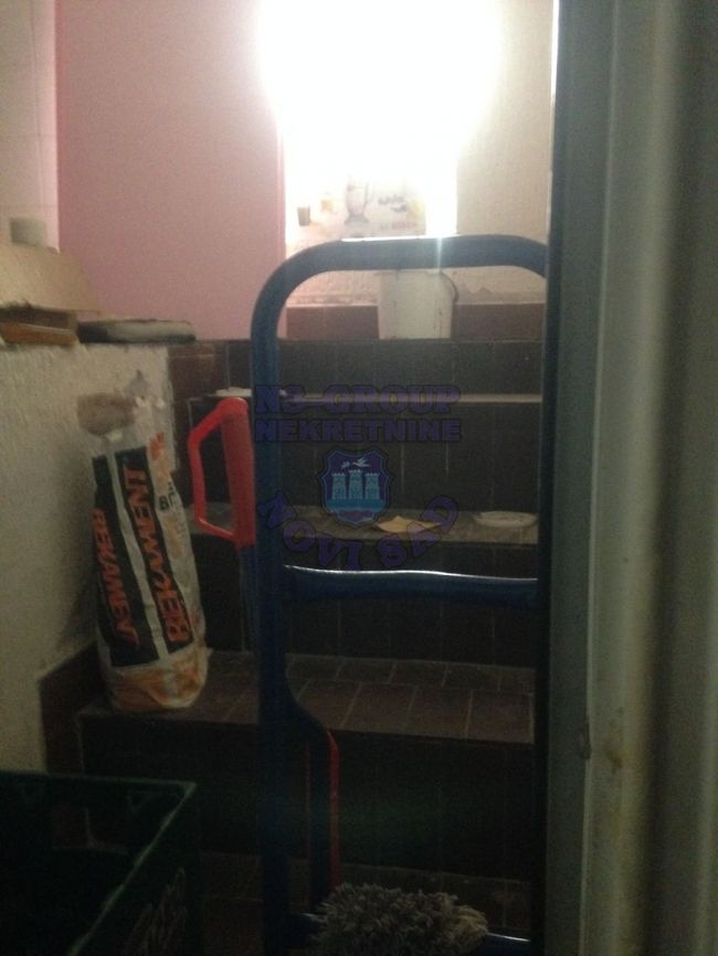 lokal na prodaju Novi Sad 174m2 409855