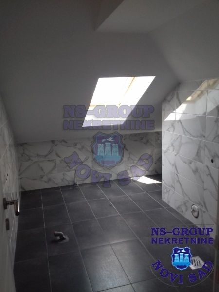 Kuća na prodaju Veternik 600m2, 410685