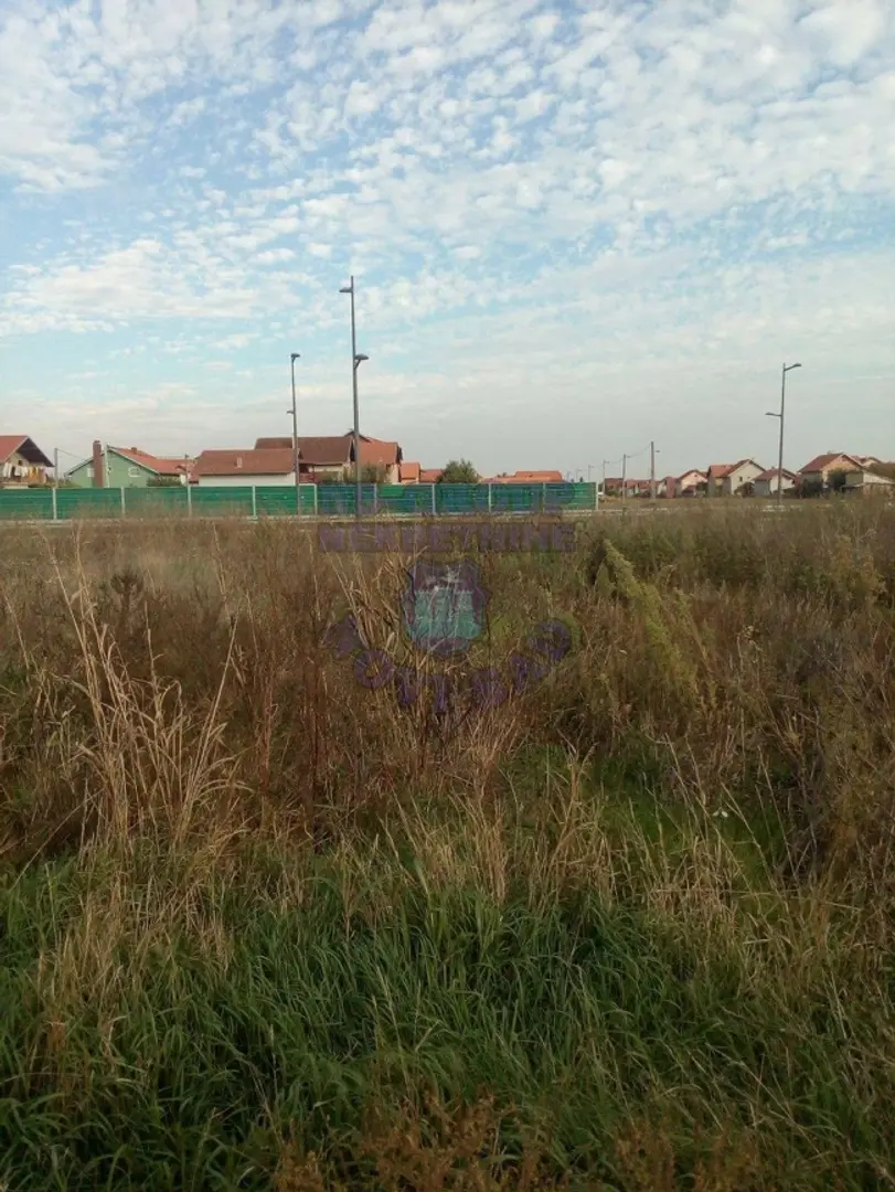 plac na prodaju Novi Sad 4000m2 423224