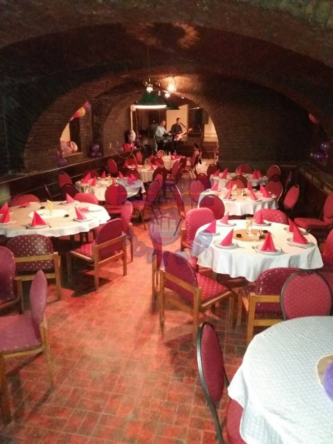 lokal na prodaju Titel 391m2 428577