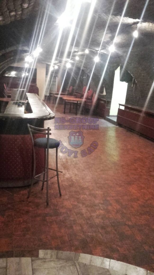 lokal na prodaju Titel 391m2 428577