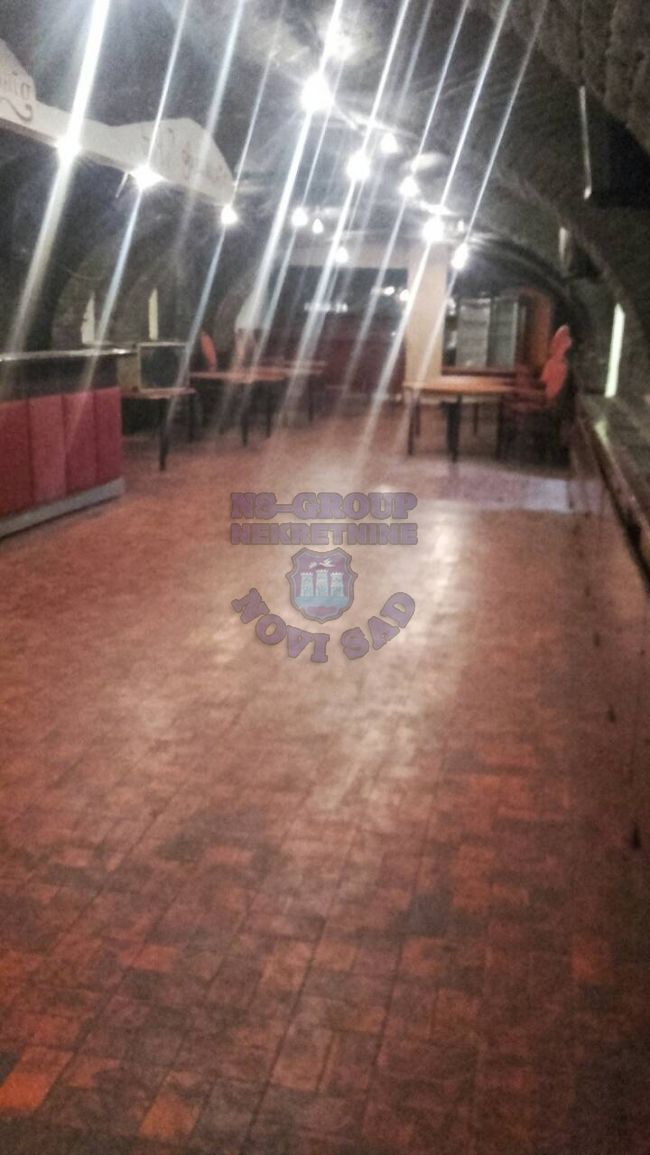 lokal na prodaju Titel 391m2 428577