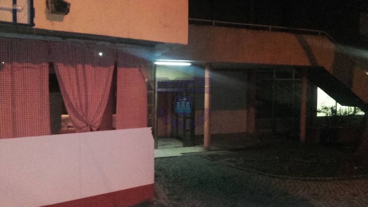 lokal na prodaju Titel 391m2 428577