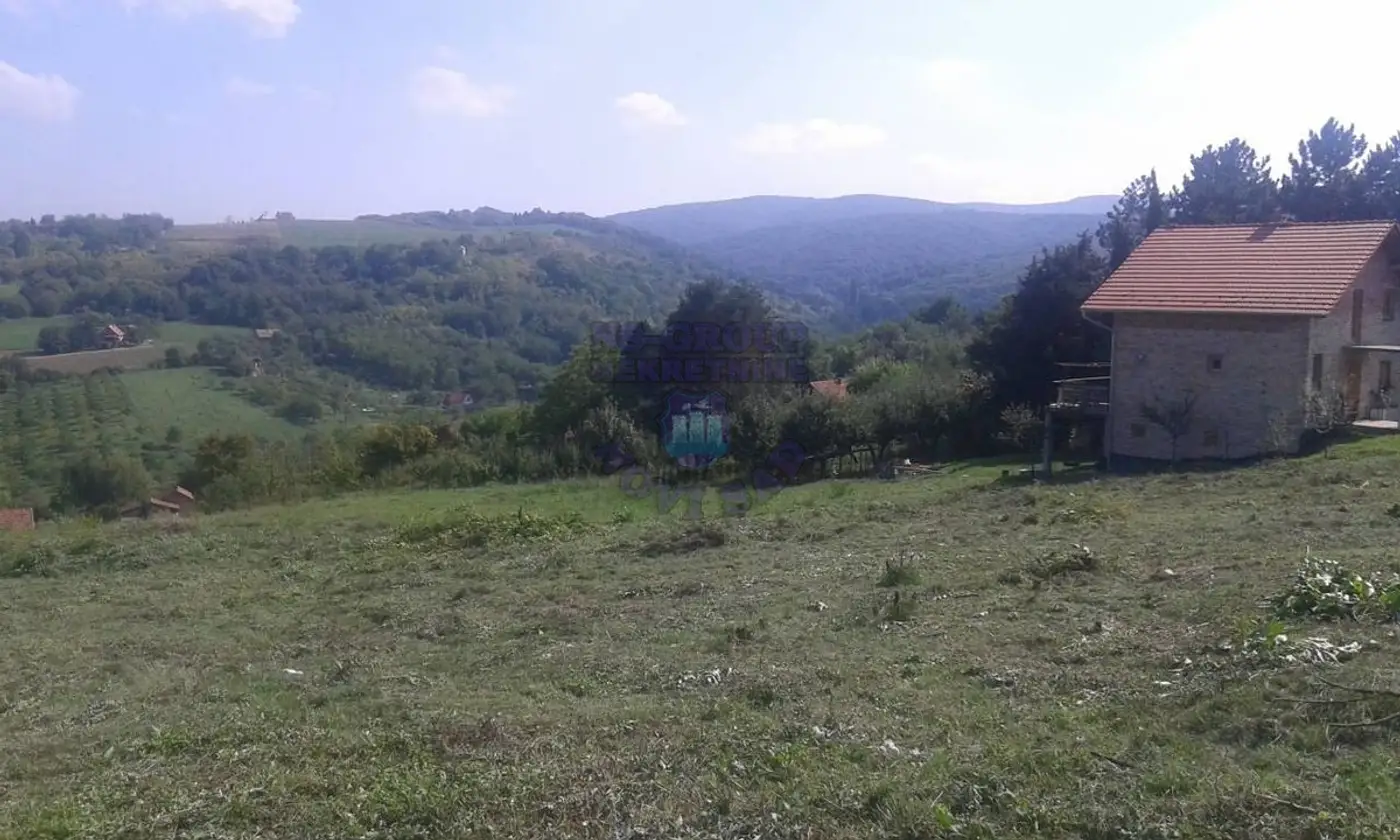 plac na prodaju Sremska Kamenica, 1791m2 431781