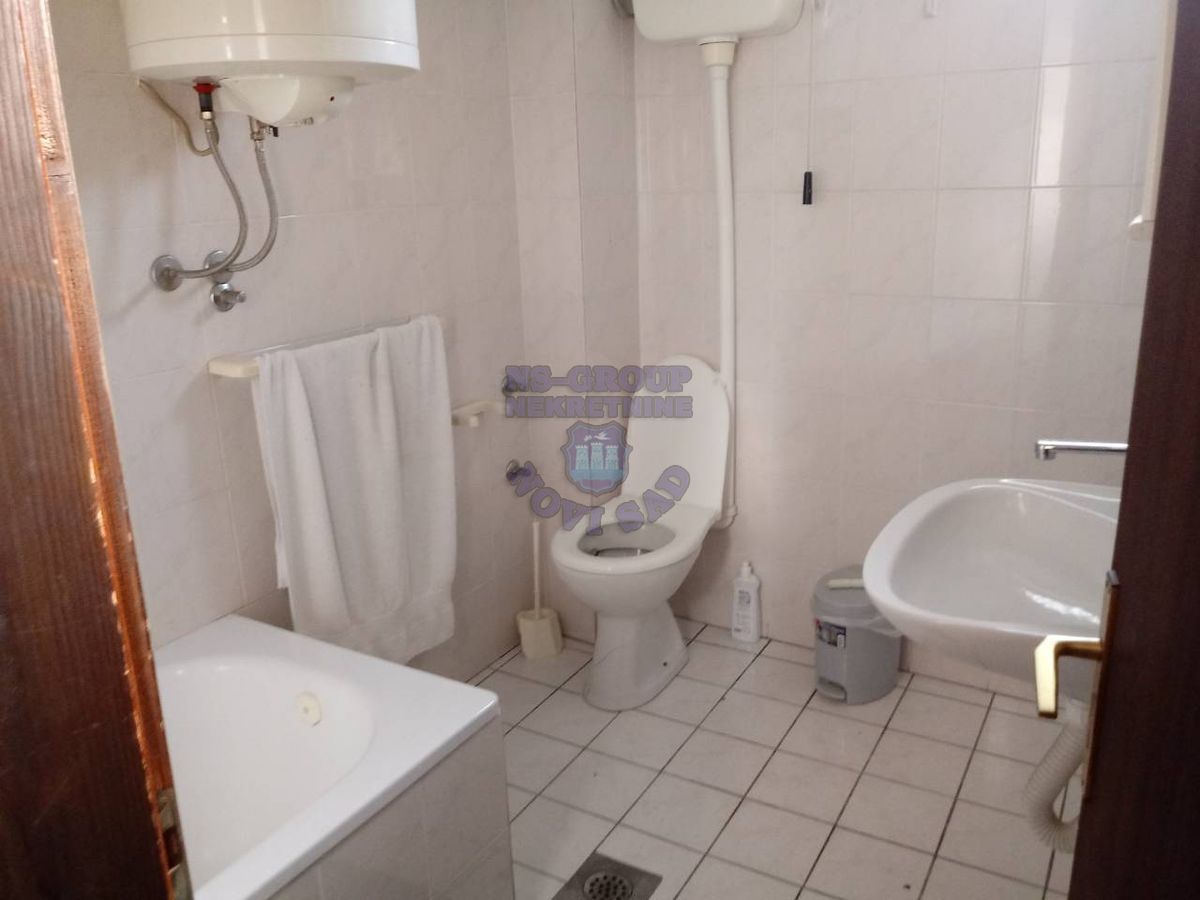 kuca na prodaju Čenej 228m2 432476