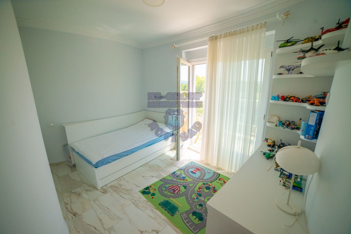 kuca na prodaju Futog 461m2 431653