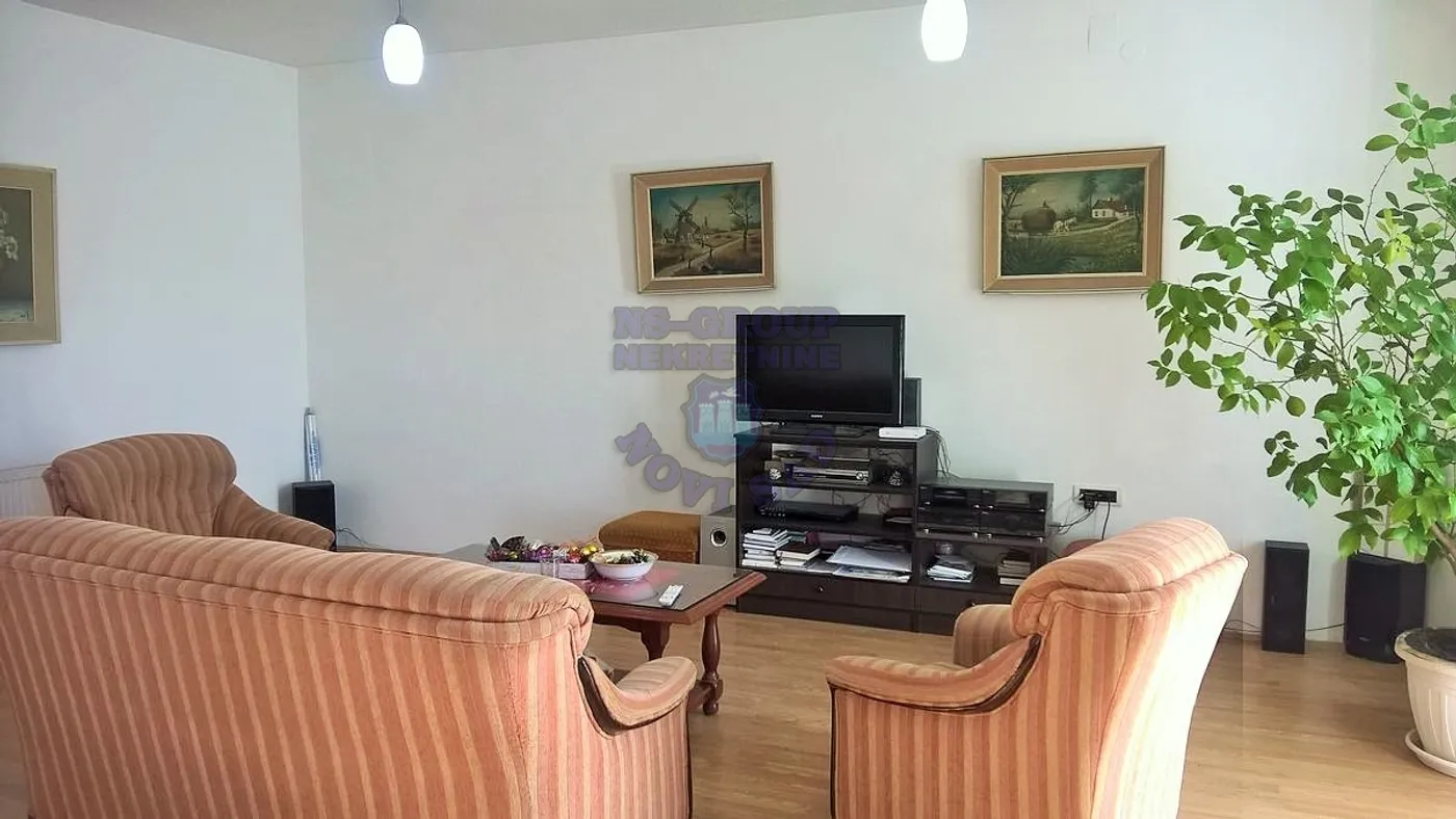 kuca na prodaju Novi Sad 97m2 438591
