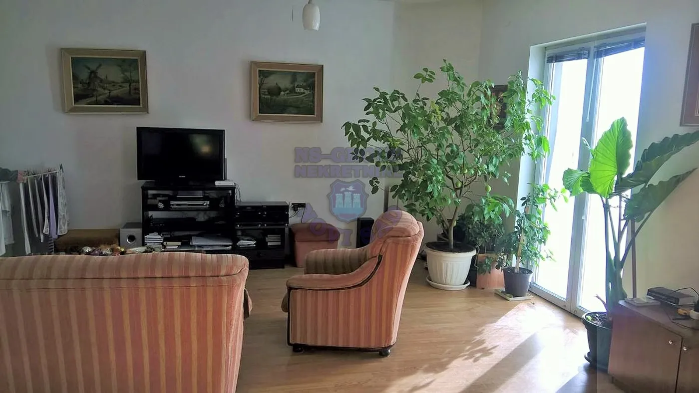kuca na prodaju Novi Sad 97m2 438591