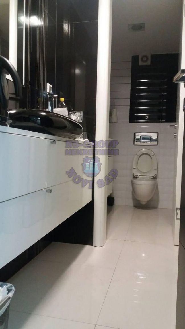 lokal na prodaju Novi Sad 151m2 445054