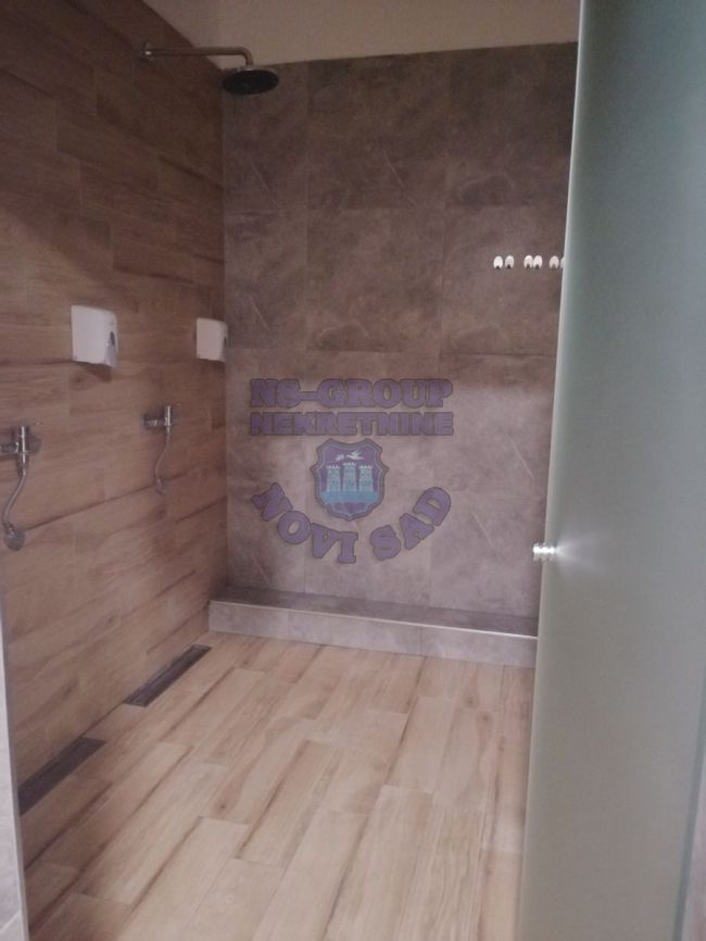 lokal na prodaju Novi Sad 360m2 447928