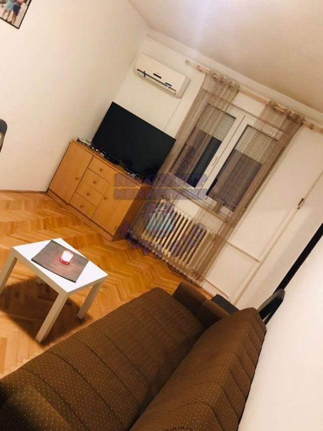 stan na prodaju Novi Sad 28m2 447676