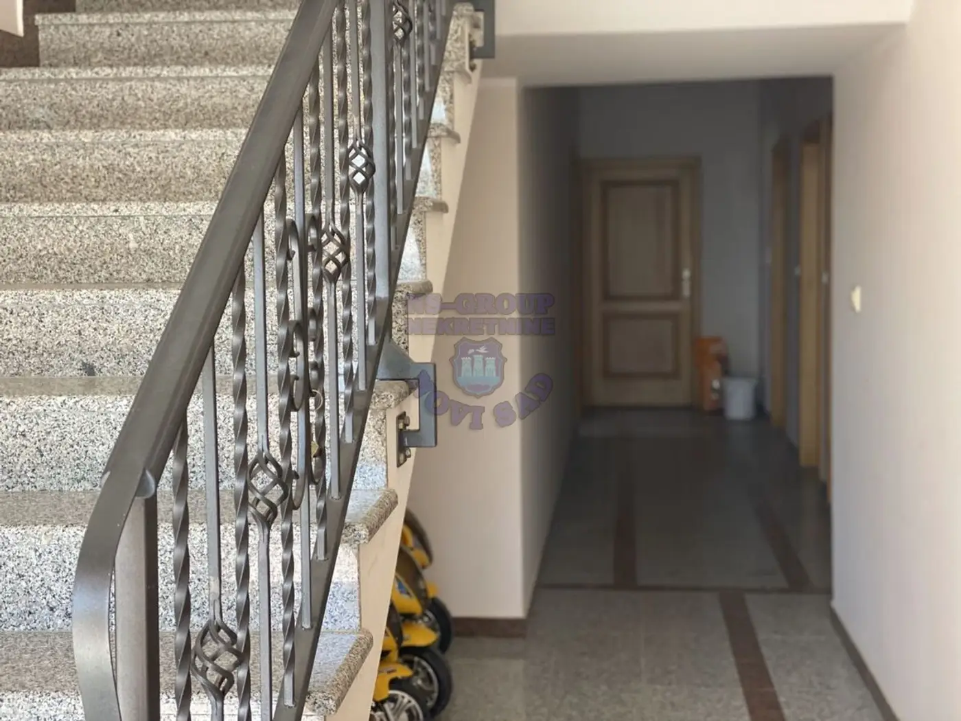 kuca na prodaju Novi Sad 830m2 448296