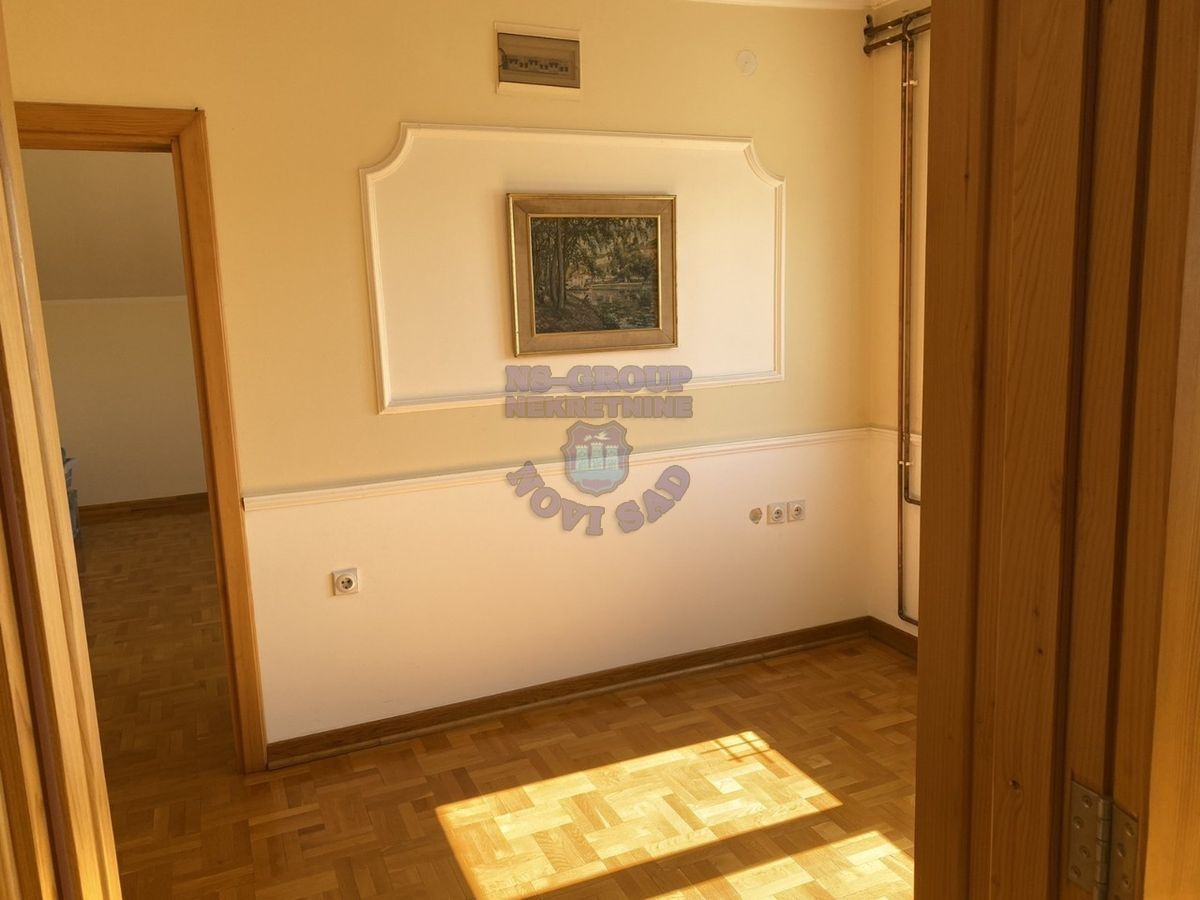 kuca na prodaju Novi Sad 830m2 448296