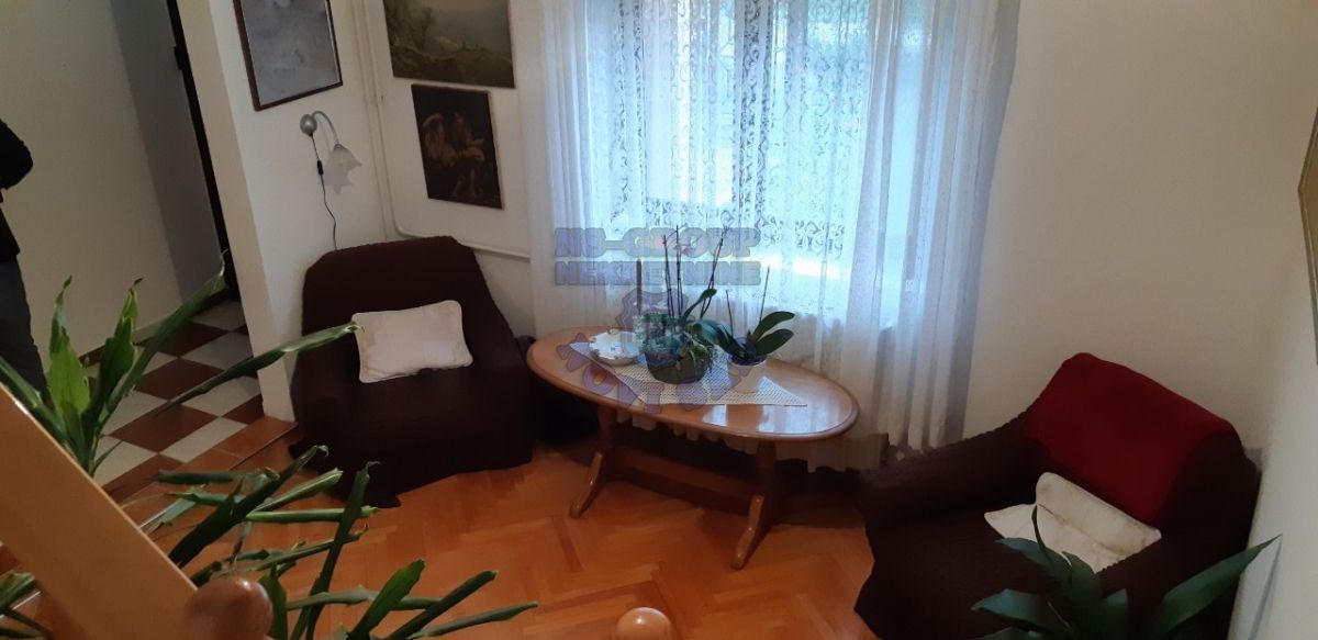 kuca na prodaju Novi Sad 200m2 448324