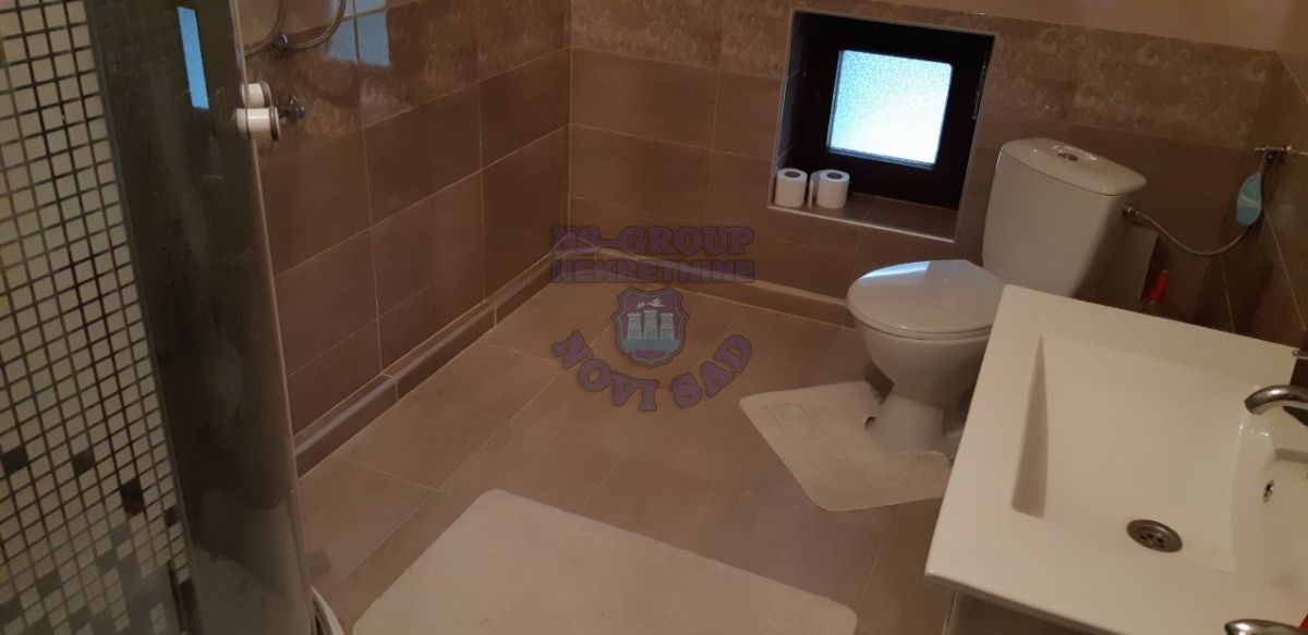 kuca na prodaju Novi Sad 200m2 448324