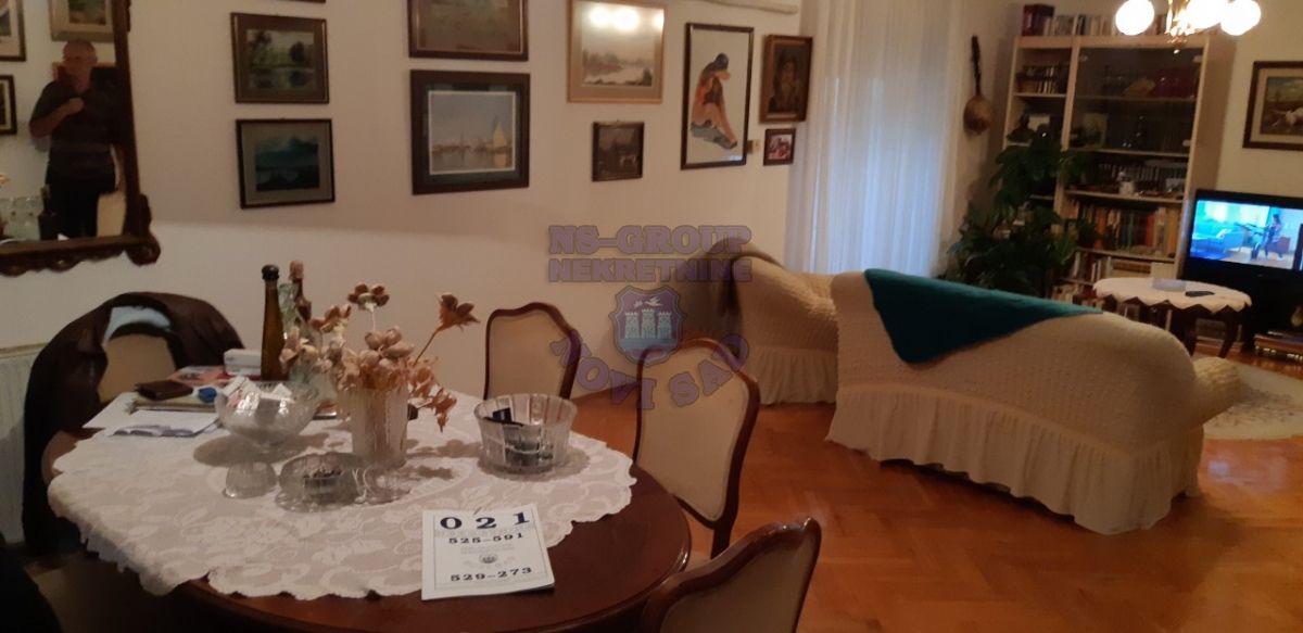 kuca na prodaju Novi Sad, 200m2 448324