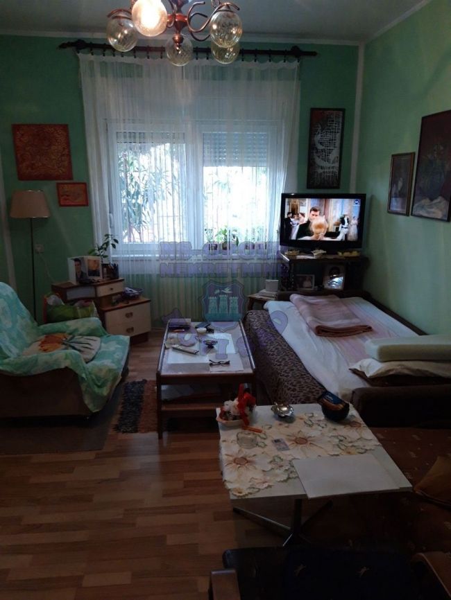 kuca na prodaju Sremska Kamenica, 90m2 449317