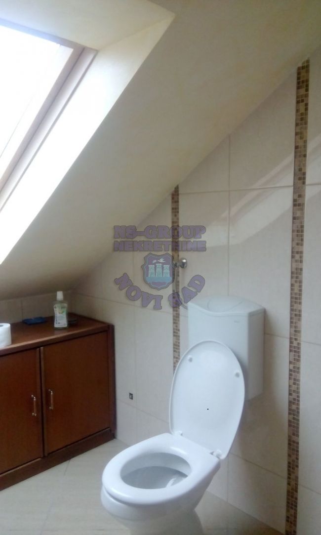 kuca na prodaju Novi Sad 228m2 450391