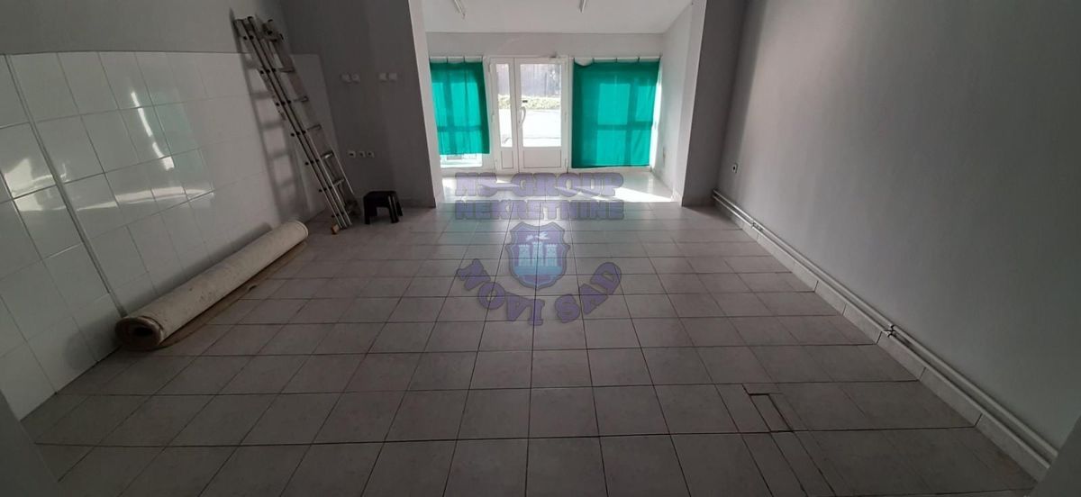 kuca na prodaju Petrovaradin 265m2 450339